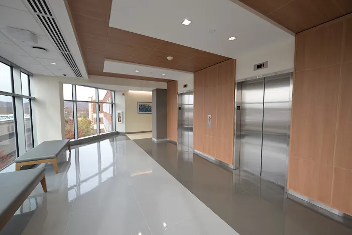 Robert Wood Johnson University Hospital Somerset 5