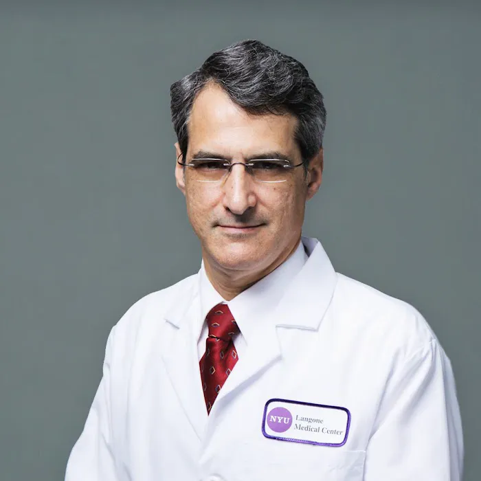 Victor S. Navarro, MD 1