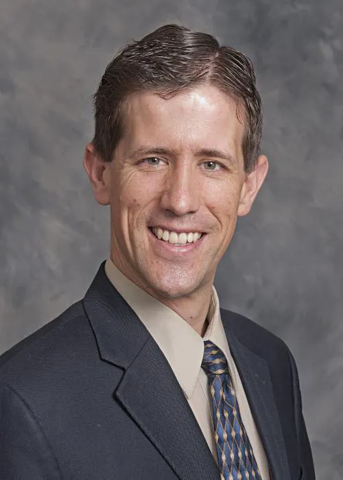 Dr. QUINN R. PACK 1