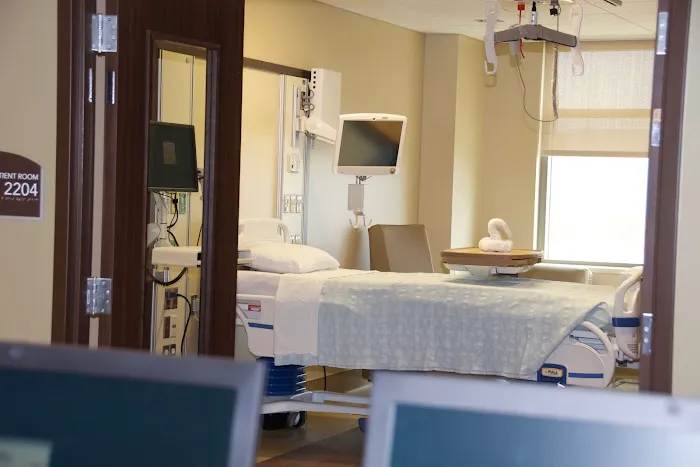Northwestern Medicine Huntley Hospital 5