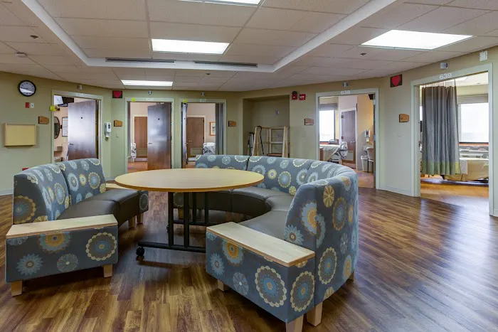 Northwestern Medicine McHenry Hospital 6