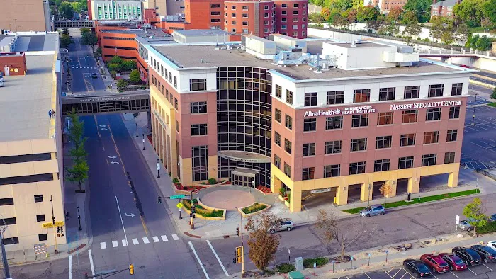 Allina Health Minneapolis Heart Institute – Vascular & Wound Clinic 1