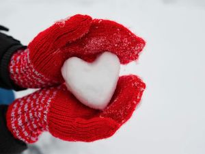 How to Manage Heart Disease During the Winter Months: Essential Tips