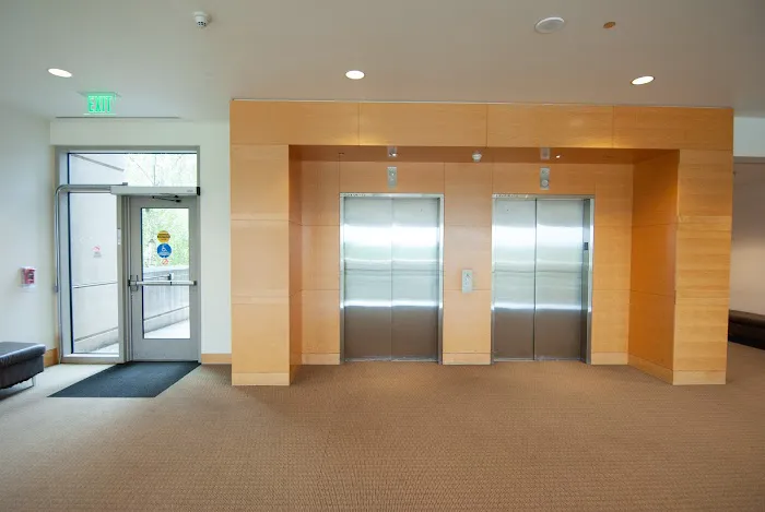Legacy Medical Group-Cardiology at Meridian Park 7