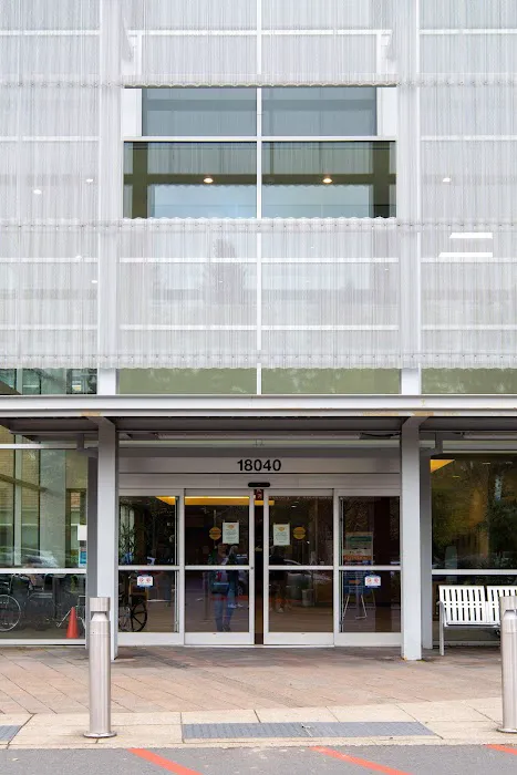 Providence Heart Clinic - Bridgeport 3