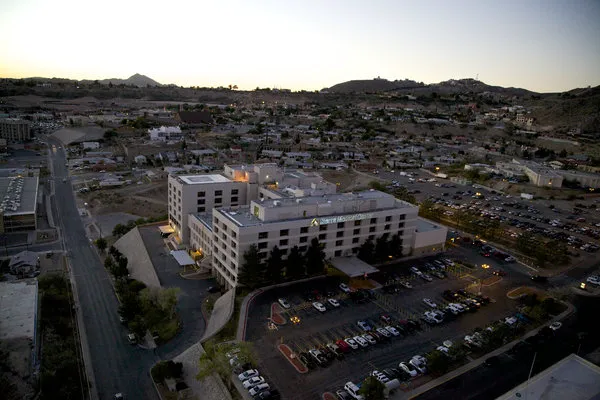 The Hospitals of Providence Sierra Campus 5