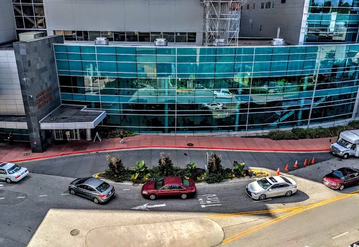 The University of Kansas Hospital Center for Advanced Heart Care 2
