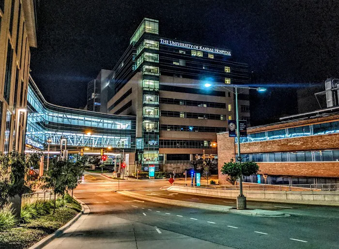 The University of Kansas Hospital Center for Advanced Heart Care 0