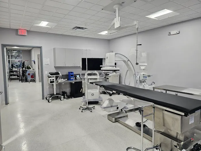 Zia Khan, MD, FACC, FSCAI - Cardiovascular Specialist 4