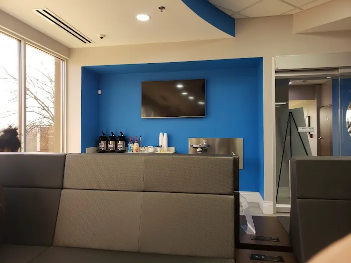 Heart & Vascular Institute 7