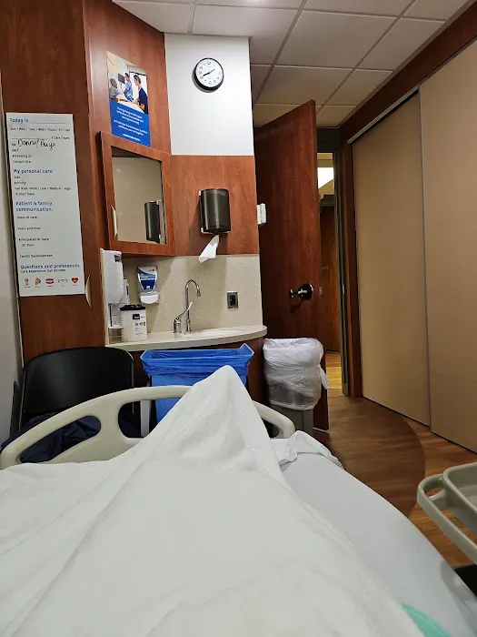 Henry Ford Macomb Hospital 9