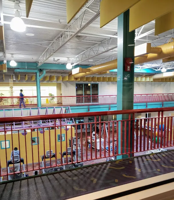 Henry Ford Cardiac Rehabilitation - Second Avenue 3