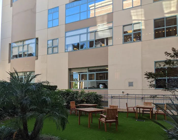 UCLA Santa Monica Medical Center 9