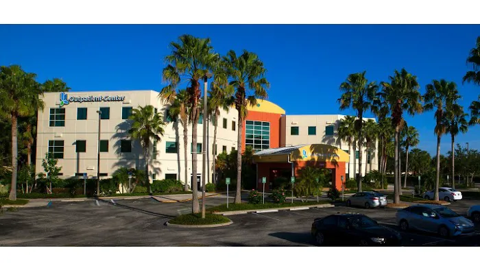 Lee Health Cardiovascular Services - HealthPark Commons 0