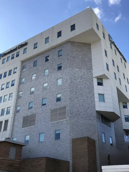 Cleveland Clinic - South Pointe Hospital 4
