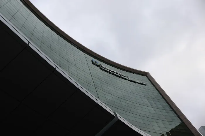Miller Family Heart, Vascular & Thoracic Institute 8