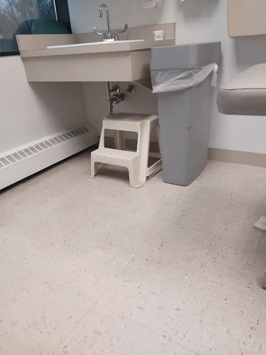 Cleveland Clinic - Willoughby Hills Family Health Center 4
