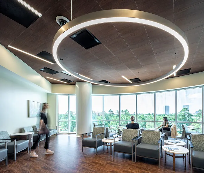 Memorial Hermann Heart & Vascular Institute - The Woodlands Medical Center 6