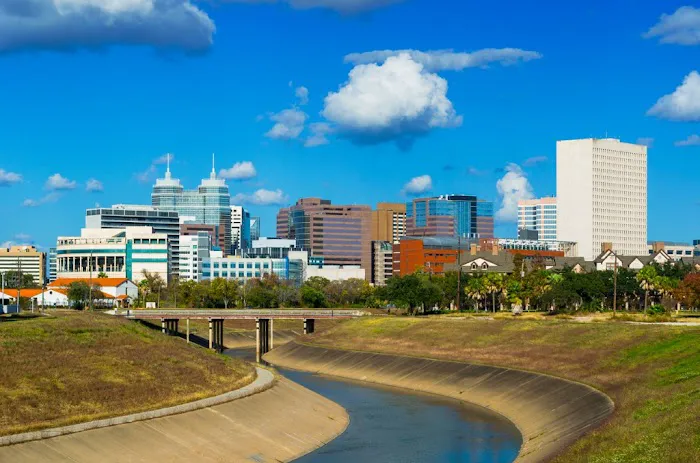 The Texas Heart Institute Center for Cardiovascular Care 5