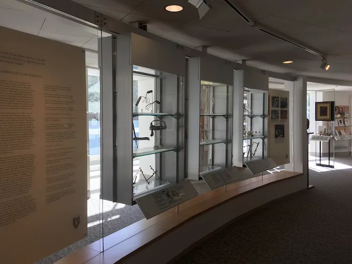 The Texas Heart Institute 0