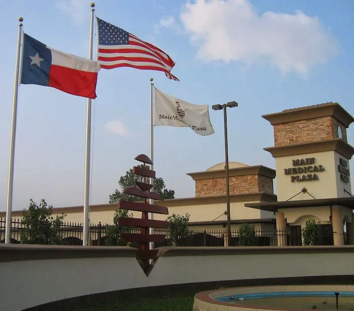 Main Medical Plaza 9