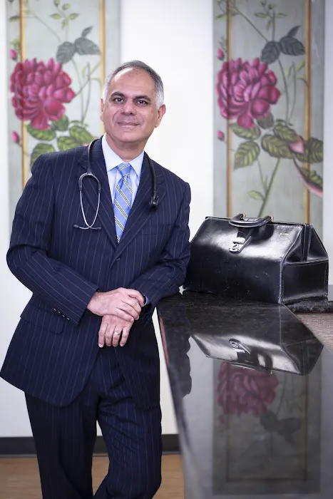Dr. Irfan Iftikhar, MD 0
