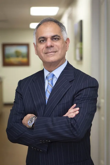 Dr. Irfan Iftikhar, MD 1