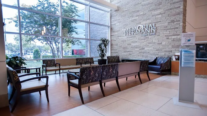 Memorial Hermann Sugar Land Hospital 9