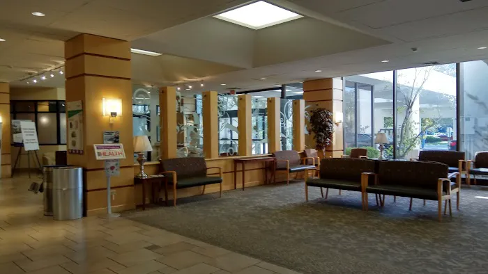 UofL Health – Mary & Elizabeth Hospital 8