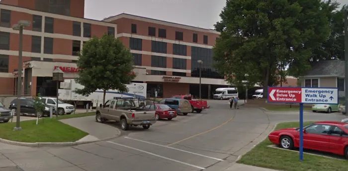 CHI St. Alexius Health Bismarck Emergency & Trauma Center 6
