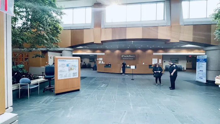 Endeavor Health Glenbrook Hospital 7