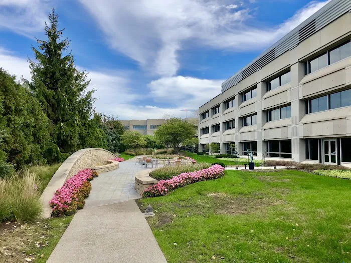 Endeavor Health Glenbrook Hospital 6