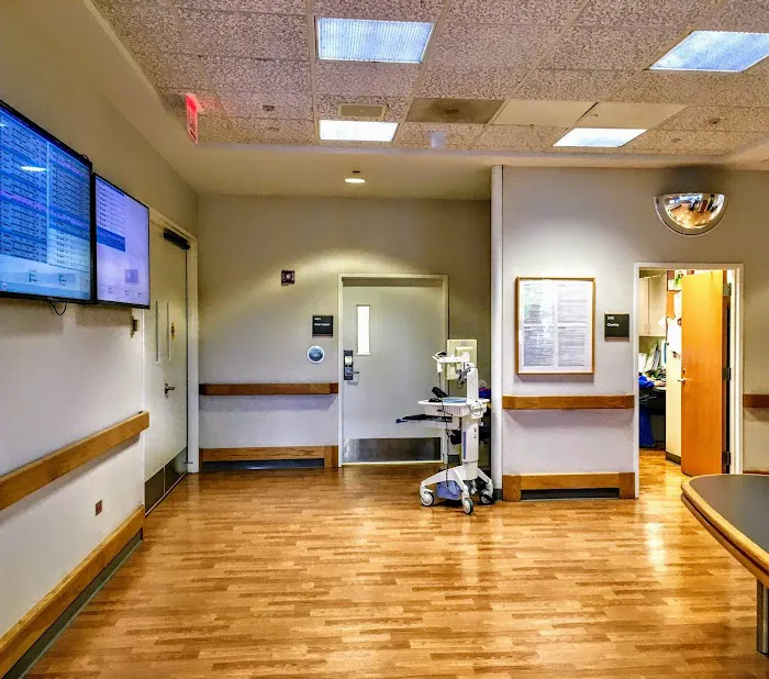 Endeavor Health Glenbrook Hospital 4