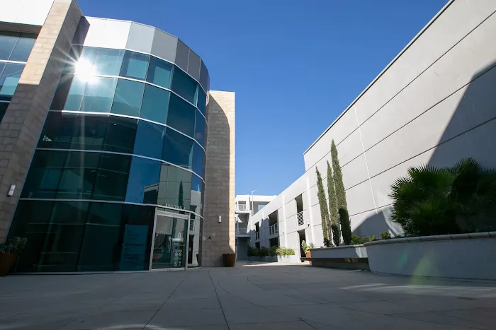Keck Medicine of USC - USC Healthcare Center - Arcadia 1