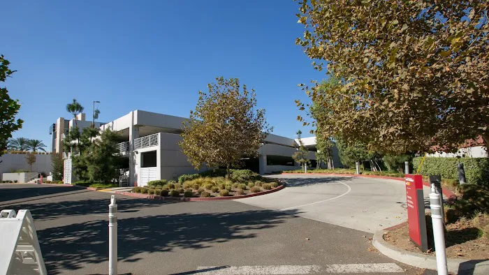 Keck Medicine of USC - USC Healthcare Center - Arcadia 9
