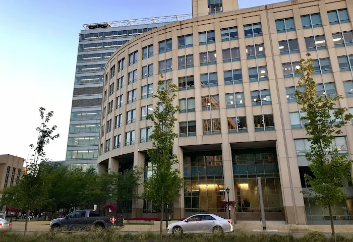 Washington University Center for Advanced Medicine 7