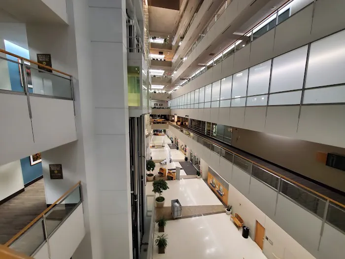 Washington University Center for Advanced Medicine 3
