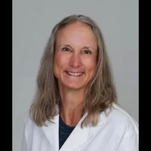 Lynne A Skaryak, MD
