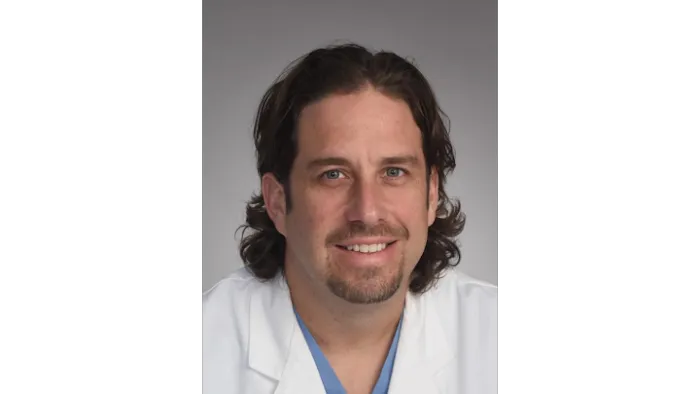 Lucas W Henn, MD 0