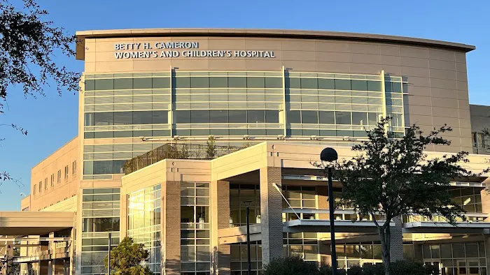 Novant Health New Hanover Regional Medical Center 0