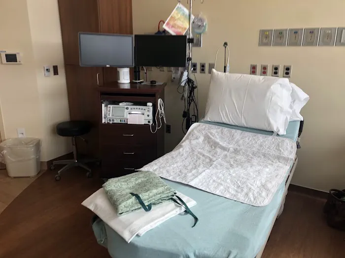 Community Hospital 5