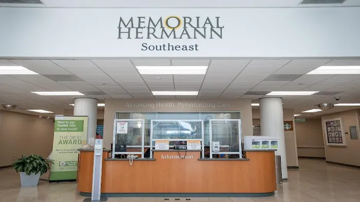 Memorial Hermann Southeast Hospital 0