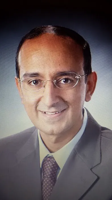 The Heart Center Dr Ahmed Ahmed, MD, FSCAI 5