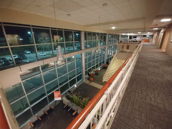 The Heart Hospital at HCA Houston Clear Lake 8