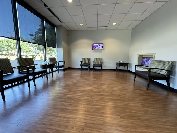 CareNow Urgent Care - Las Colinas - MacArthur 4