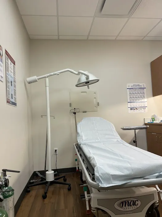 CareNow Urgent Care - Las Colinas - MacArthur 6