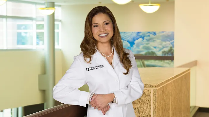 Sarah deLeon Mansson, DO 0