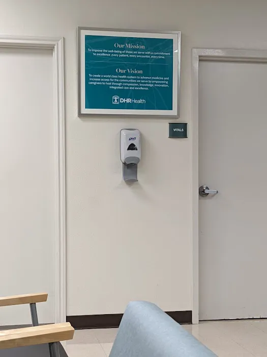DHR Health Heart Institute 3
