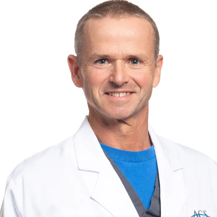 Dr. Michael H. Gooszen, M.D. 2