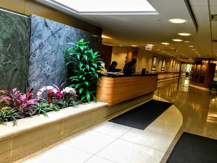 Endeavor Health Highland Park Hospital 7